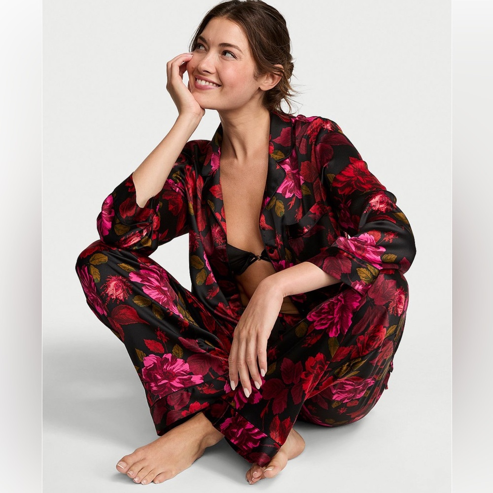 Victoria's Secret Glazed Satin Long PJ Set Sz SMALL